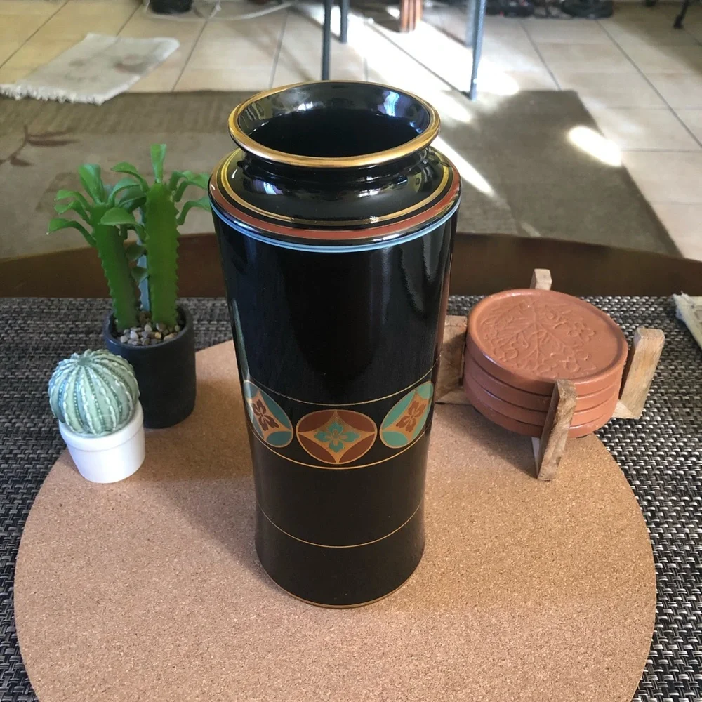 Vintage Imperial Dynasty Vase
